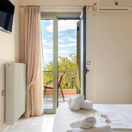 Nontas 23 Kalamitsi (Lefkada)